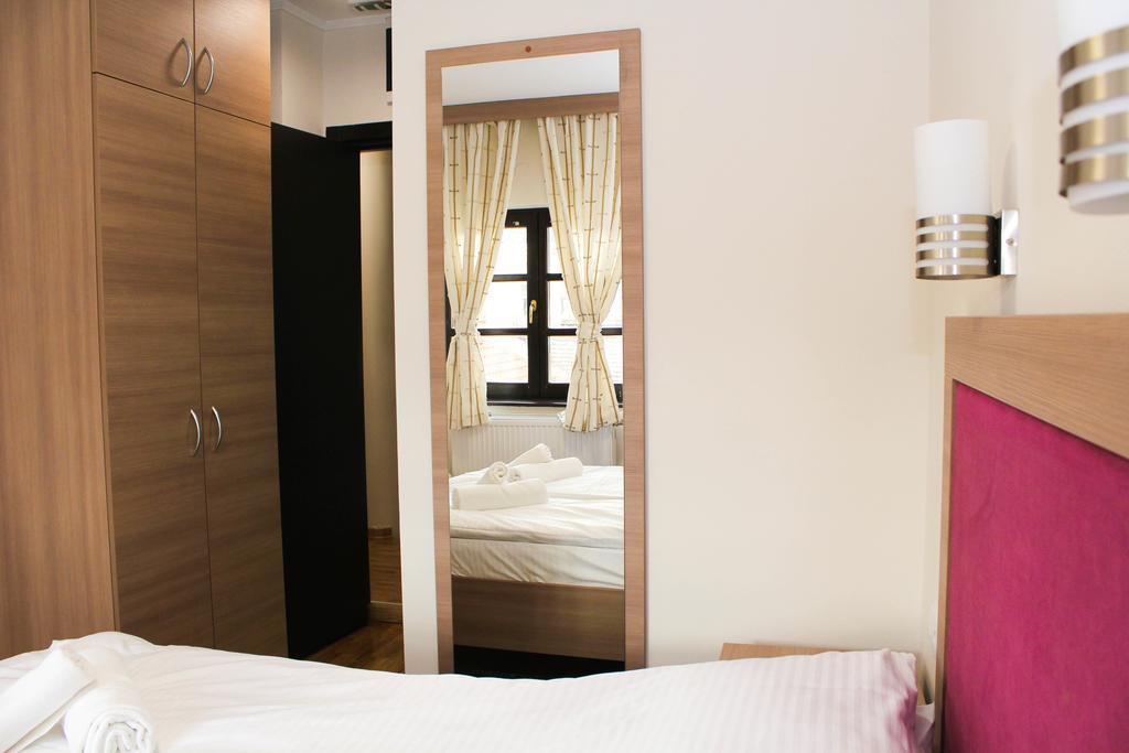 Wake Up Apartments And Rooms 베오그라드 외부 사진