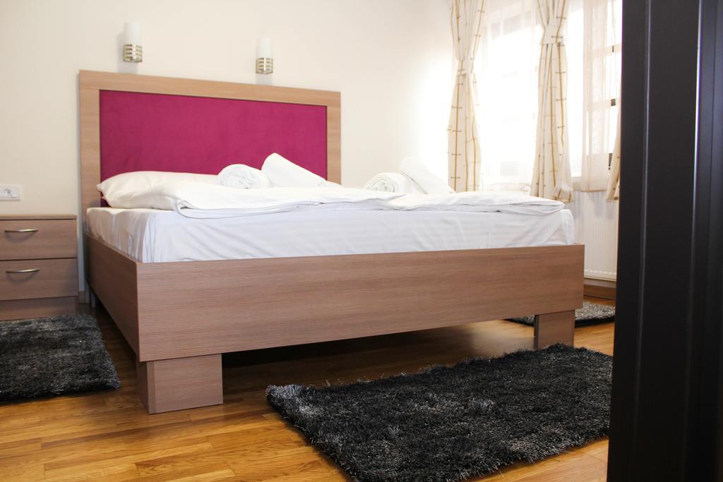 Wake Up Apartments And Rooms 베오그라드 외부 사진