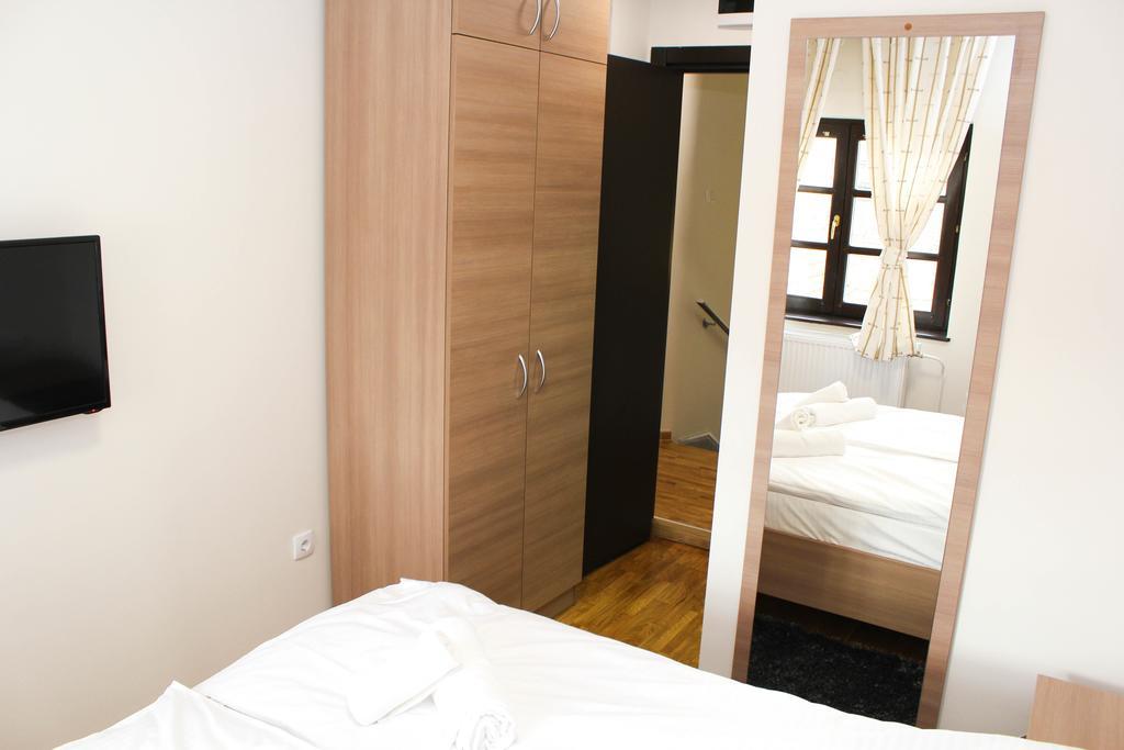 Wake Up Apartments And Rooms 베오그라드 외부 사진