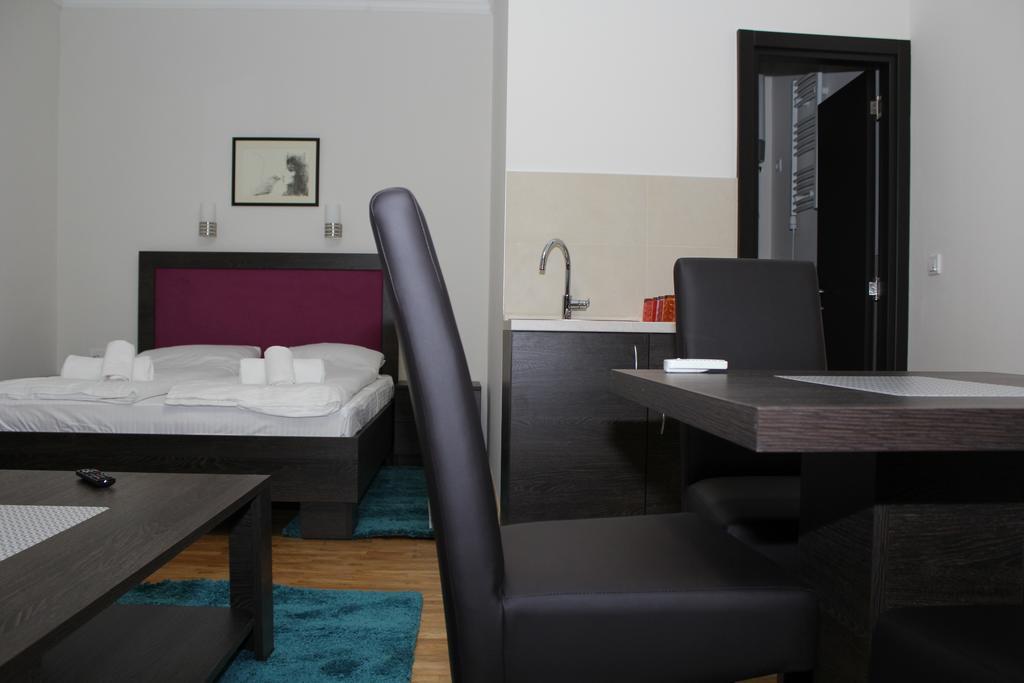 Wake Up Apartments And Rooms 베오그라드 외부 사진