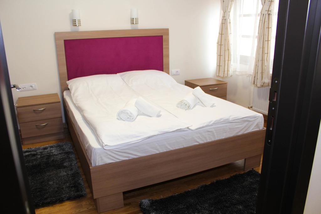 Wake Up Apartments And Rooms 베오그라드 외부 사진